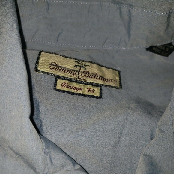 TOMMY BAHAMA Vintage Fit Double Pocket Blue Shirt Size Medium Short Sleeve - Picture 5 of 9